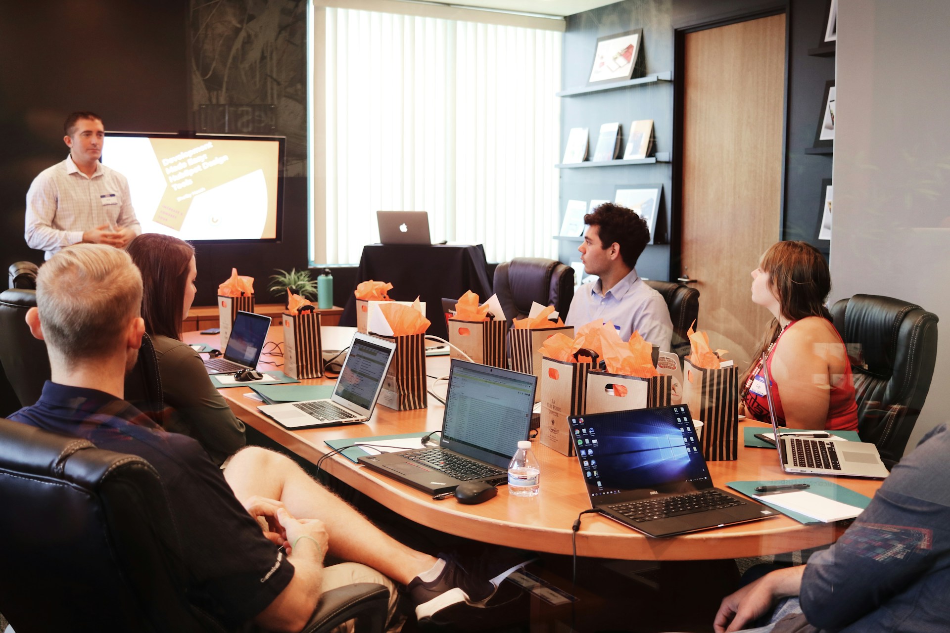 CRM + Microsoft 365: Den mest oversete genvej til struktur.